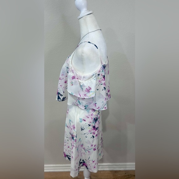 💜”Kensie” White & Purple Floral Dress w/Crisscross Neckline Detailing - Picture 6 of 17
